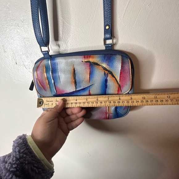 Anuschka leather crossbody - Picture 7 of 12